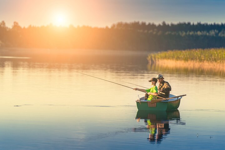 Lake Fishing in Polonnaruwa - Photo 1 of 8